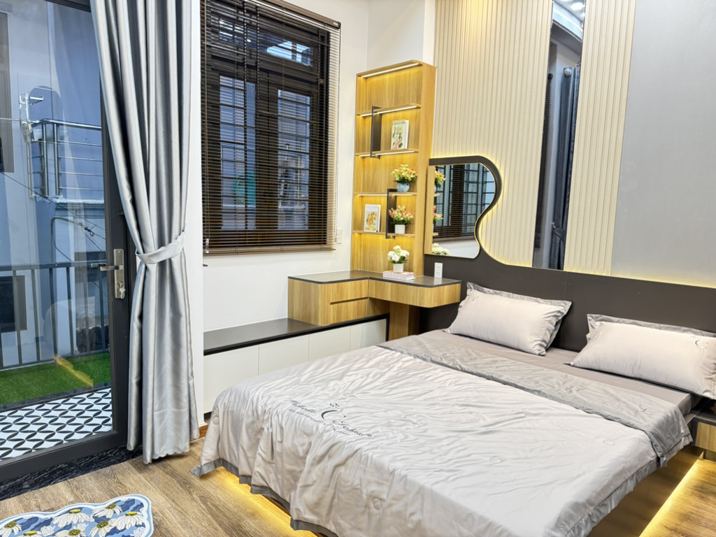 NHÀ ĐẸP - GIÁP LÊ VĂN THỌ & THỐNG NHẤT - SÁT MẶT TIỀN - 56M² - 2 TẦNG NHỈNH 5 TỶ - FULL NỘI THẤT - Ảnh 5