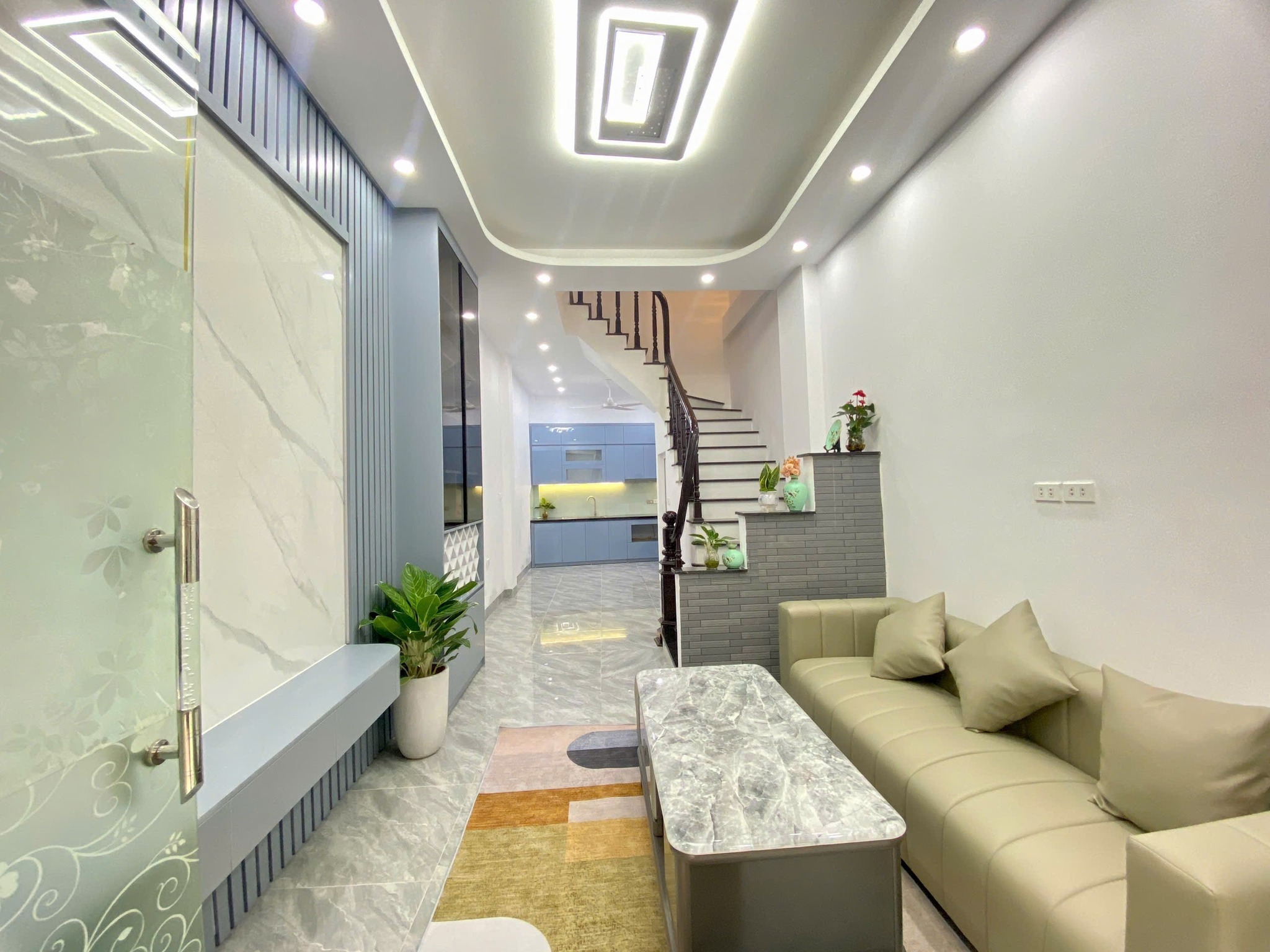 10M RA PHỐ , BA GÁC ĐỖ CỬA , NGÕ THOÁNG RỘNG 22M2 PHAN ĐÌNH GIÓT THANH XUÂN 4TẦNG 4.2 TỶ . - Ảnh chính