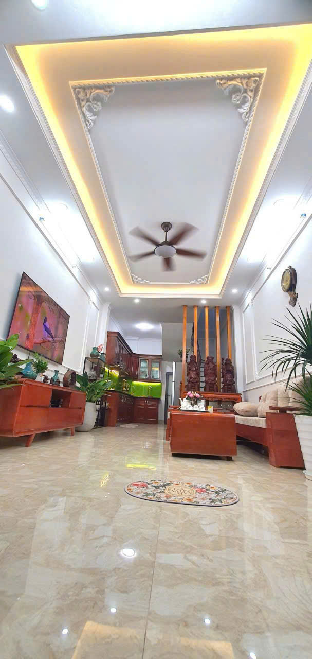 GĐ em cần bán gấp nhà Ngọc Thụy – 5 Tầng, Gần Ô Tô, Gần Hồng Tiến – Giá nhỉnh 8 Tỷ - Ảnh chính