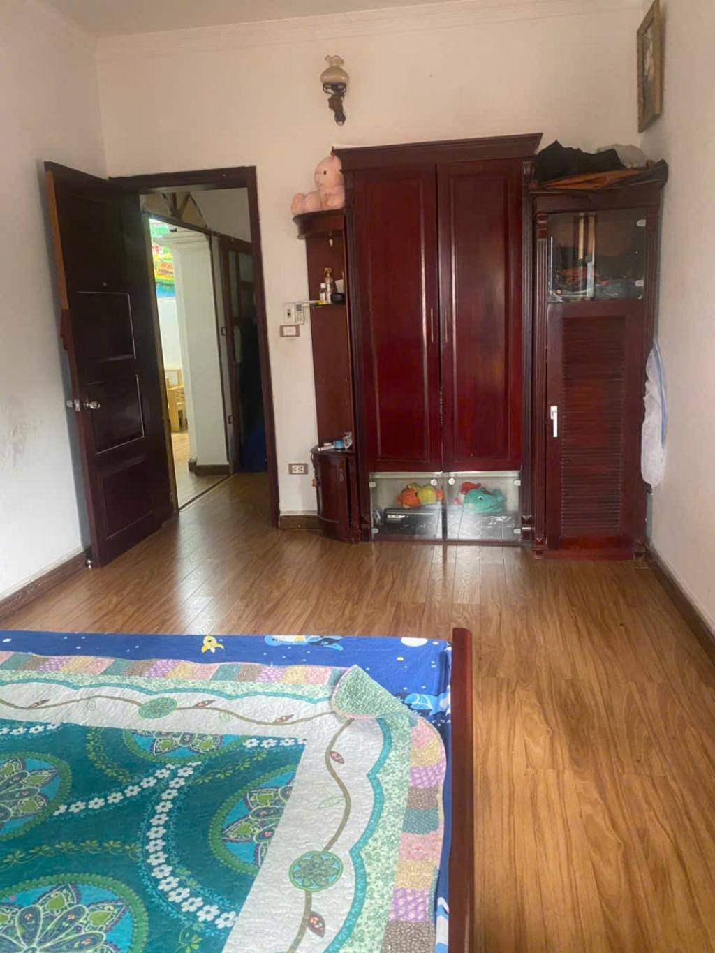 NHÀ TẬP THỂ CHÍNH CHỦ BÁN - GIÁ TỐT - Vị Trí Đẹp Gần Nam Cường Giáp Hoàng Quốc Việt - Ảnh 2