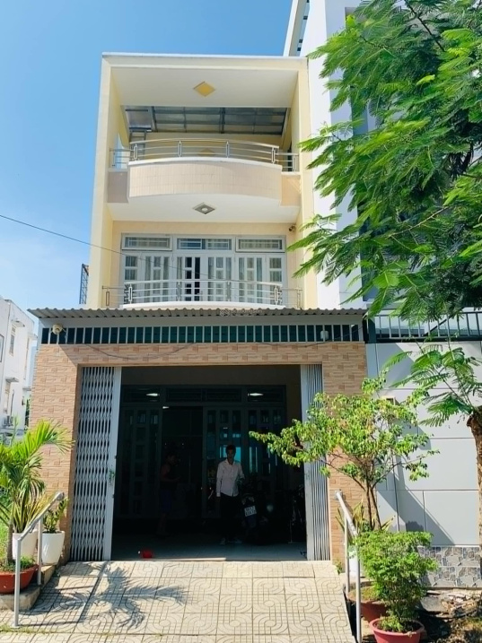 BÁN NHÀ 3 TẦNG, 108.6M2 5*21M MT ĐƯỜNG RỘNG 10M, NHỈNH 7 TỶ-CẠNH CÔNG VIÊN, PHONG PHÚ, BÌNH CHÁNH - Ảnh 3