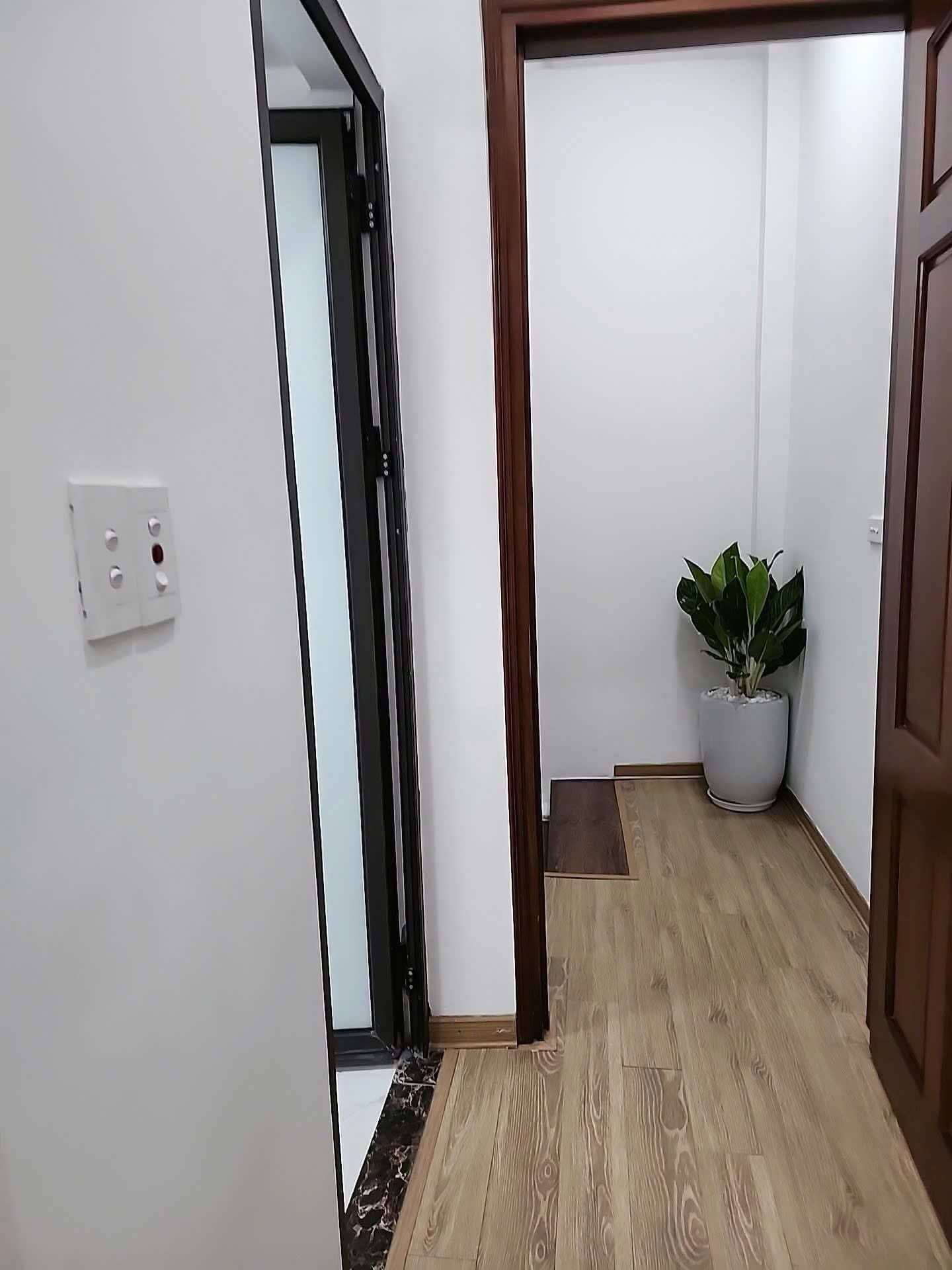 XUÂN LA NHÀ NÉT VÍP  nhà 40m vuông 5 tầng , mặt tiền 4m , mặt ngõ 3m giá 7,6 tỏi - Ảnh 3