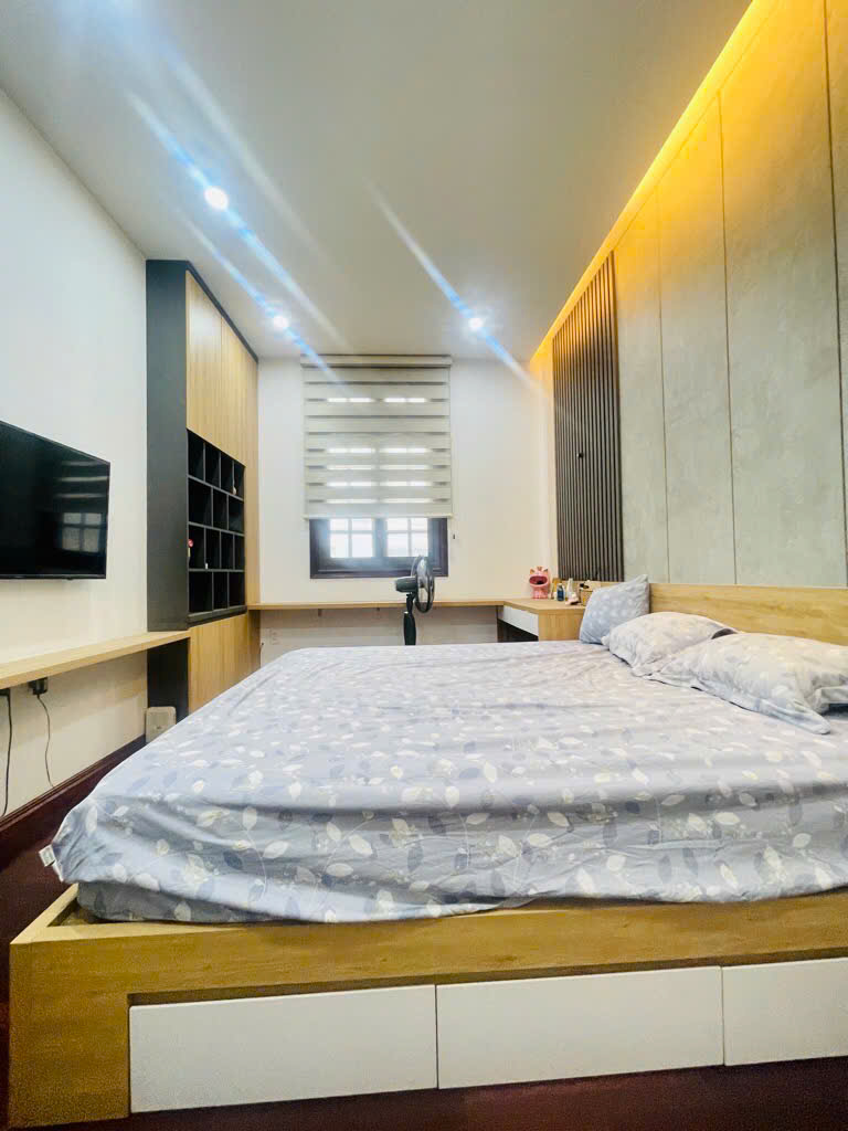 nhà 168 Kim Giang, dành cho người cần mở mặt bằng đẹp, ổn định lâu dài, ô tô tránh đỗ, 5 tầng thang - Ảnh 1