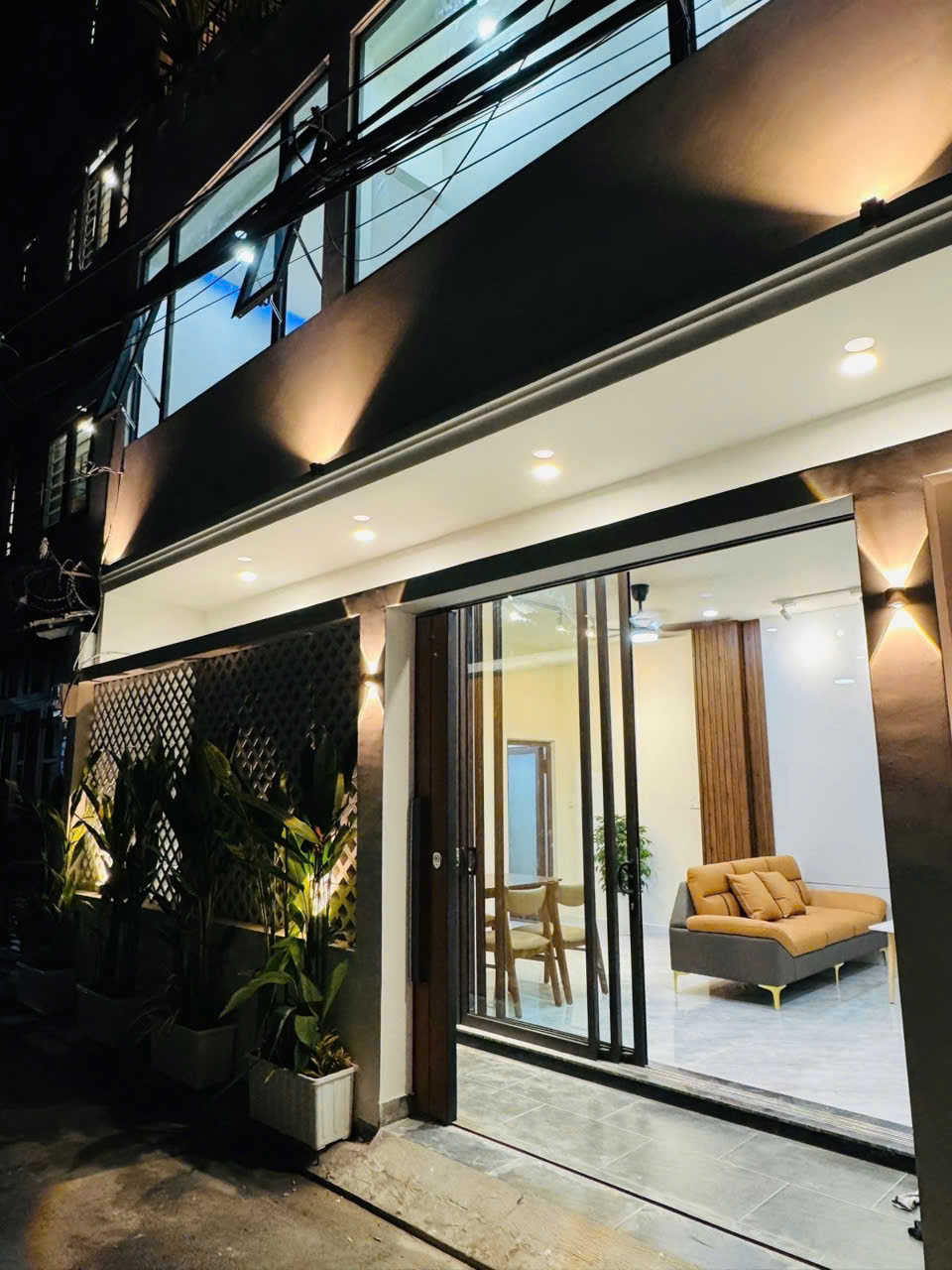 CĂN VILLA MINI TẠI TÂN SƠN NHÌ – Q.TÂN PHÚ- ÔTÔ TỚI NHÀ. <br>chỉ: hơn 5 TỶ tl CHỦ - Ảnh chính