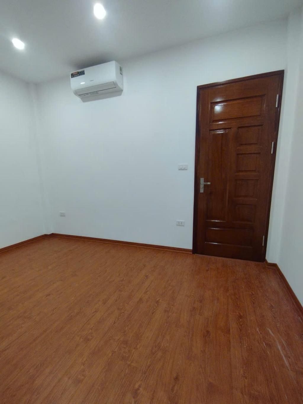 BÁN NHÀ LÊ TRỌNG TẤN, PHÂN LÔ QUÂN ĐỘI, Ô TÔ ĐỖ CỬA, 12.9 TỶ - Ảnh 2