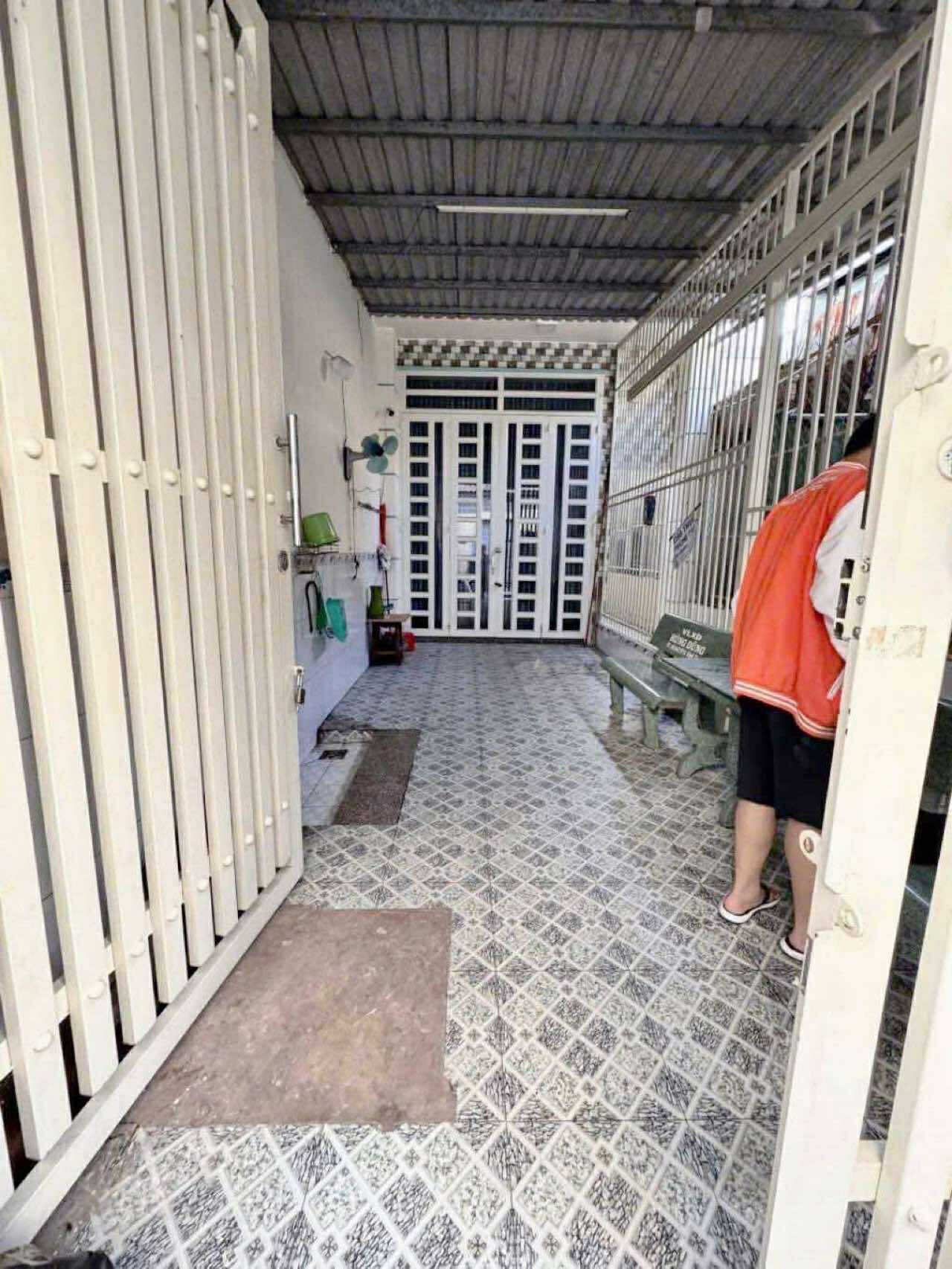 Bán nhà hxh 90m2-3tang sát mt Thới An 22 , Thu nhập 20tr/Th ,liền kề UBND Quận 12 - 6 tỷ 0932030061 - Ảnh 2