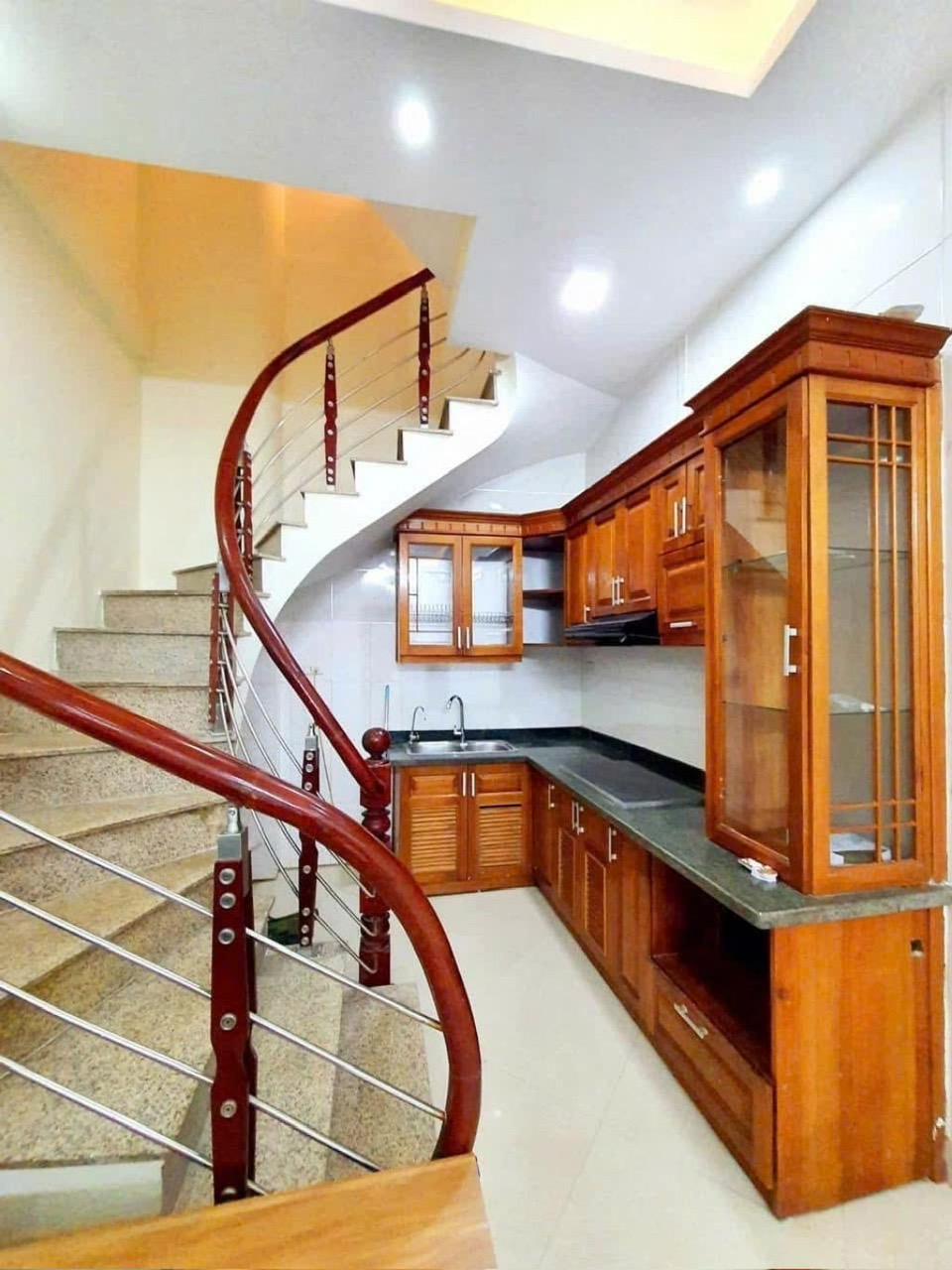 Nhà Gốc đề - Minh Khai vị trí đẹp, Gía : 5.65 tỷ - Ảnh 3