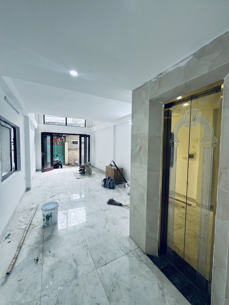 HIẾM-NHÀ NGUYỄN LÂN-MỚI KOONG-33M-6 TẦNG-THANG MÁY-NỘI THẤT- 8.16 TỶ - Ảnh chính