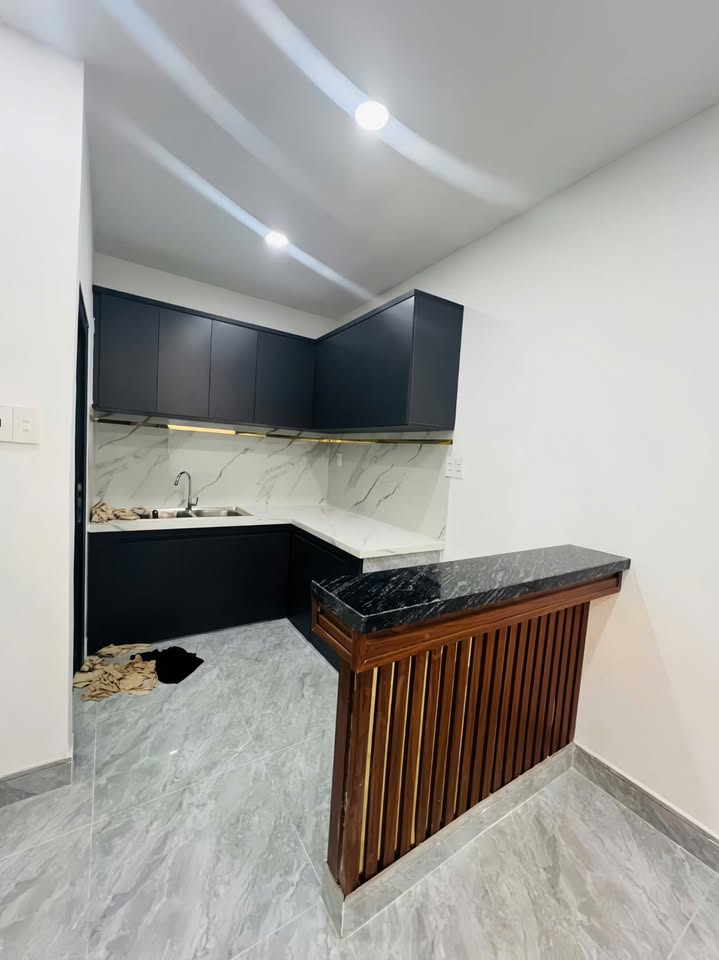 BÁN NHÀ NƠ TRANG LONG HXH - 41M2 (4X10) - 2 TẦNG - 2 PN - SỔ VUÔNG - GIÁ CHỈ 4.7 TỶ - Ảnh 1