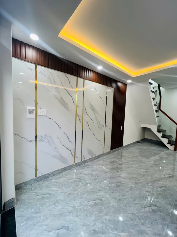 BÁN NHÀ NƠ TRANG LONG HXH - 41M2 (4X10) - 2 TẦNG - 2 PN - SỔ VUÔNG - GIÁ CHỈ 4.7 TỶ - Ảnh chính