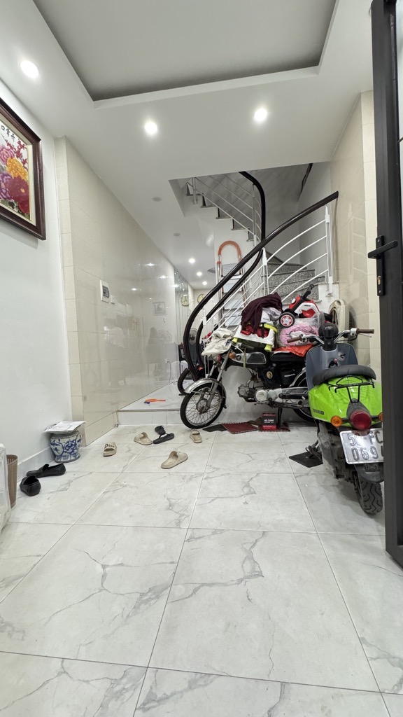 BÁN NHÀ PHỐ MINH KHAI, HAI BÀ TRƯNG 35 M2 5 TẦNG GIÁ 6.8 TỶ - Ảnh 4