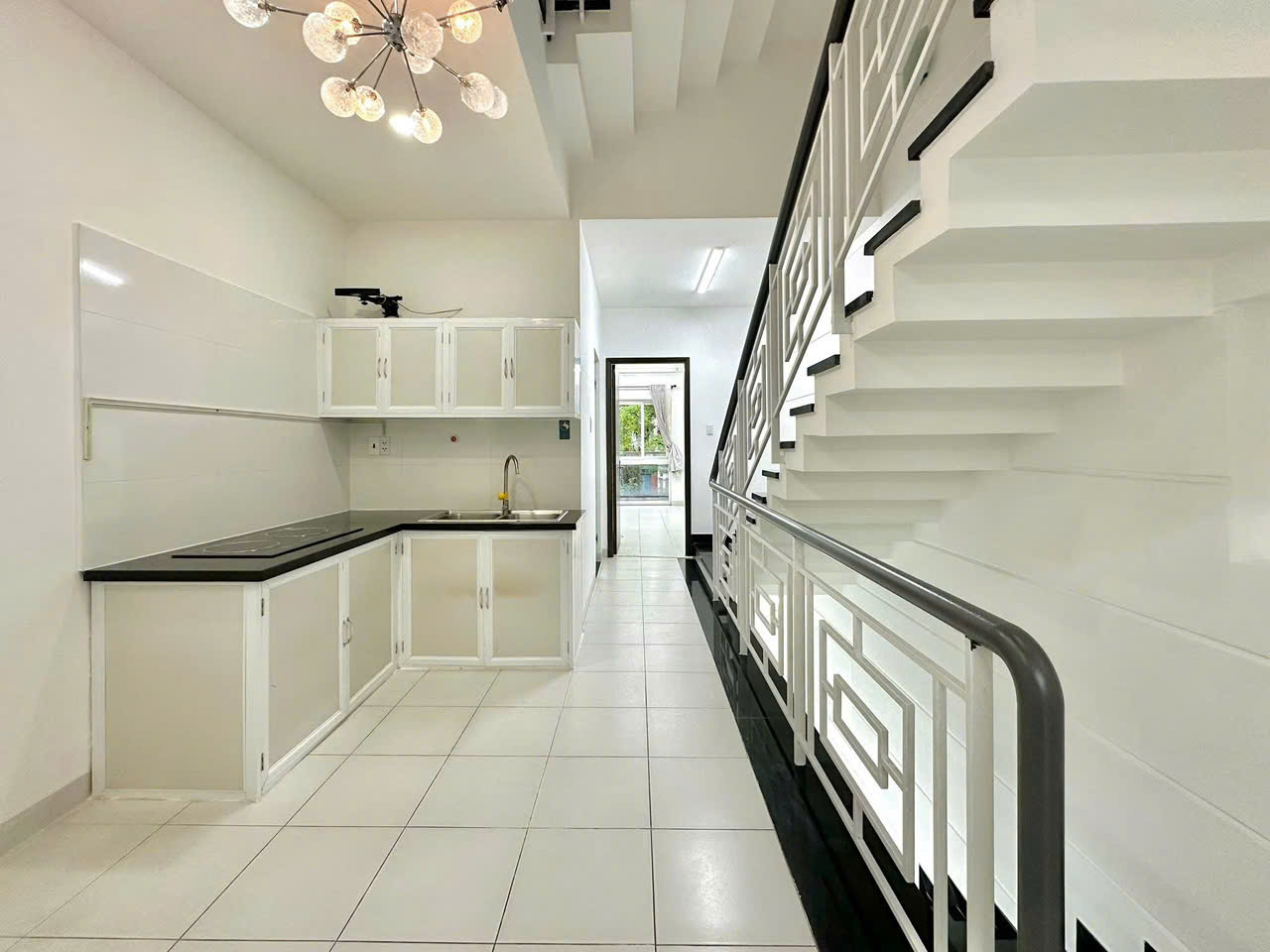 BÁN NHÀ KHU ĐẶNG THỦY TRÂM - VIEW CV - ĐẠI HỌC VĂN LANG- 80M2 ( 4X20 ) - 4 TẦNG - ĐƯỜNG 20M - CÓ - Ảnh 2