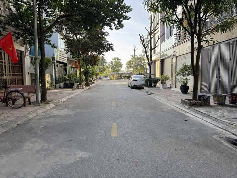 Bán đất đấu giá Việt Hưng - DT 74,9m2, đường 13m - Gần chợ Kim Quan & trường Tiểu học Đoàn Khuê - Ảnh chính
