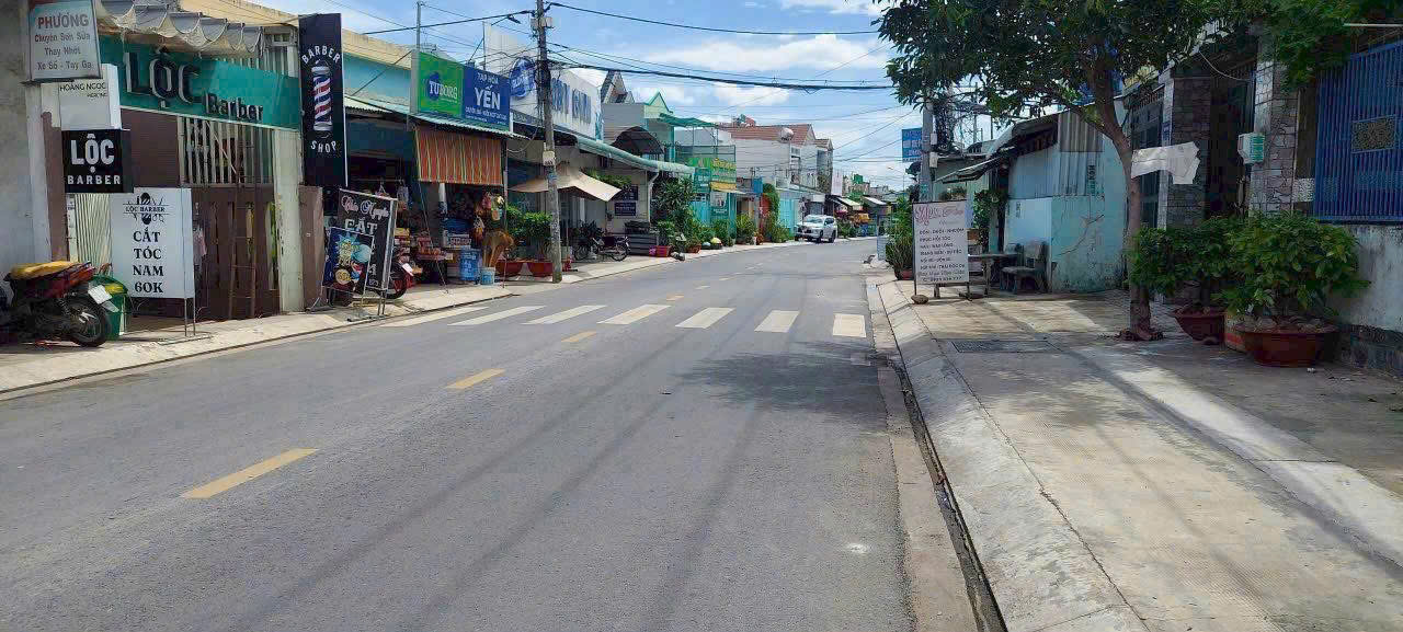BÁN GẤP 6.589m² ĐẤT ĐẸP TẠI XÃ XUÂN THỚI THƯỢNG – HÓC MÔN, 6400m² THỔ CƯ - Ảnh chính