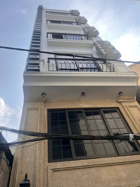 Bán tòa nhà 7 tầng thang máy Phú Diễn gần ĐH Ccông nghiệp Hà Nội - Ảnh chính