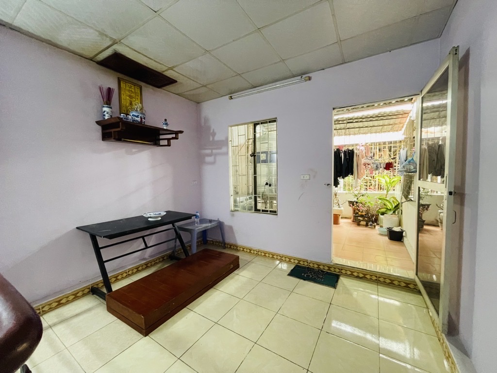 Nhà dân xây chắc chắn , ngõ nông, diện tích 39m2 - Ảnh 4