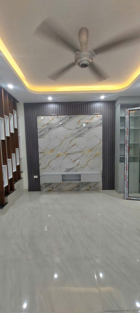 BÁN NHÀ HÀ TRÌ 1 – XÂY MỚI 4.5 TẦNG – GẦN ĐƯỜNG Ô TÔ – GIÁ 6,75 TỶ - Ảnh 3