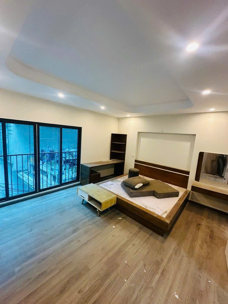 NHÀ ĐẸP QUAN NHÂN - LÔ GÓC 2 THOÁNG DT 31m2 5 tầng mặt tiền 5.2m Giá 7.3 tỷ - Ảnh chính