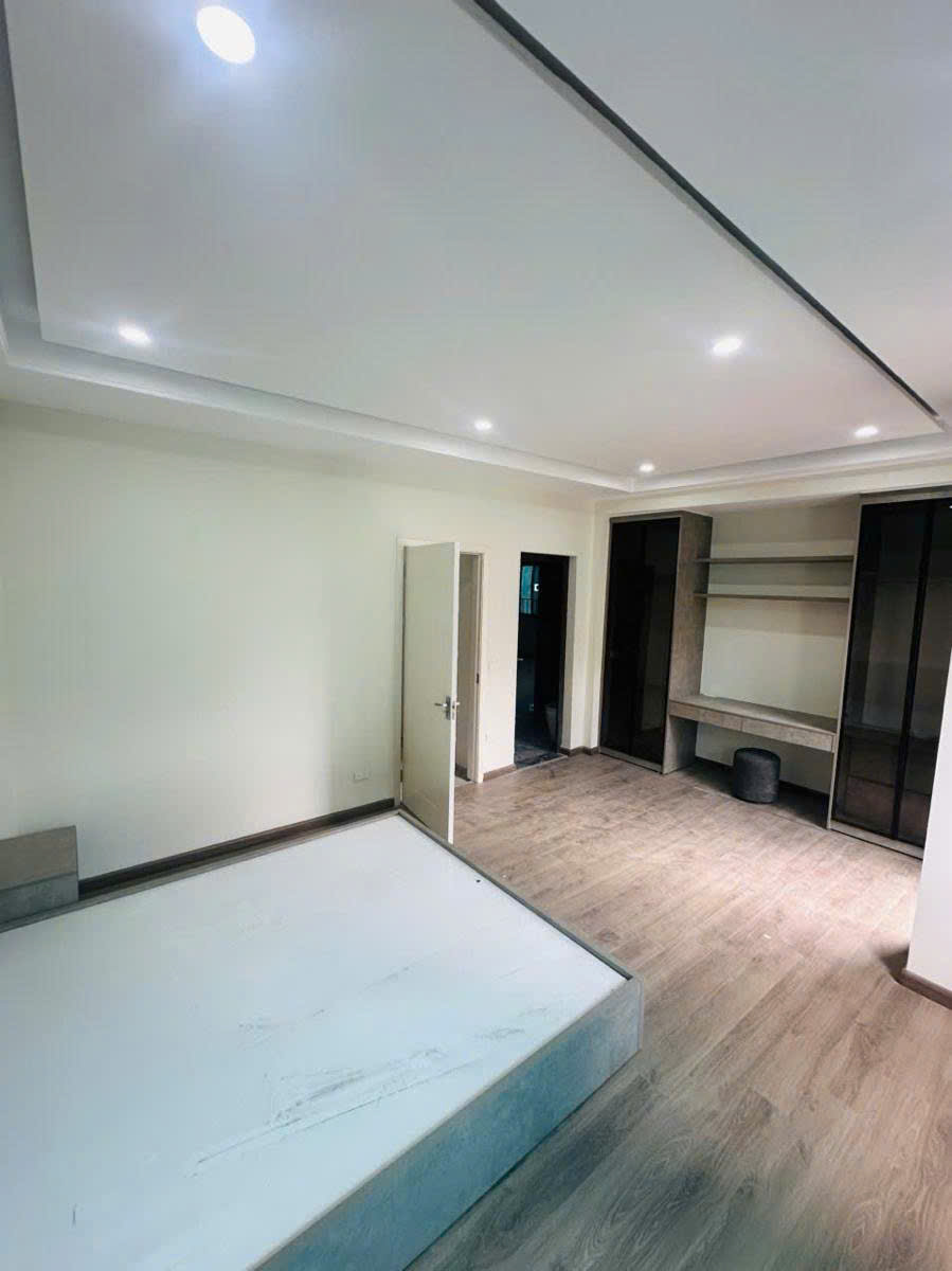 NHÀ ĐẸP QUAN NHÂN - LÔ GÓC 2 THOÁNG DT 31m2 5 tầng mặt tiền 5.2m Giá 7.3 tỷ - Ảnh 2