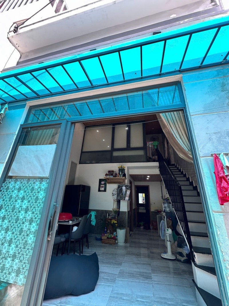 ♪Nhà Kiệt gần Thái Thị Bôi, 32m2, mê lửng đúc, cứng, đẹp, ở ngay, 2.43 tỷ - Ảnh 3