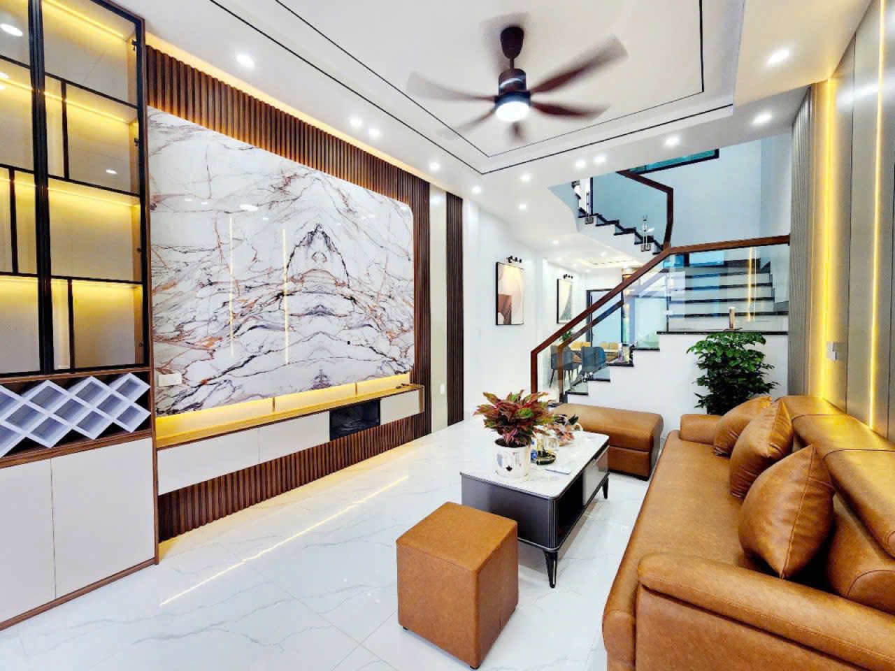 Bán căn nhà 3 tầng ngõ đường Nguyễn Lương Bằng, ph Thanh Bình, TP HD, 48m2, 3 ngủ, 3 vs - Ảnh 1