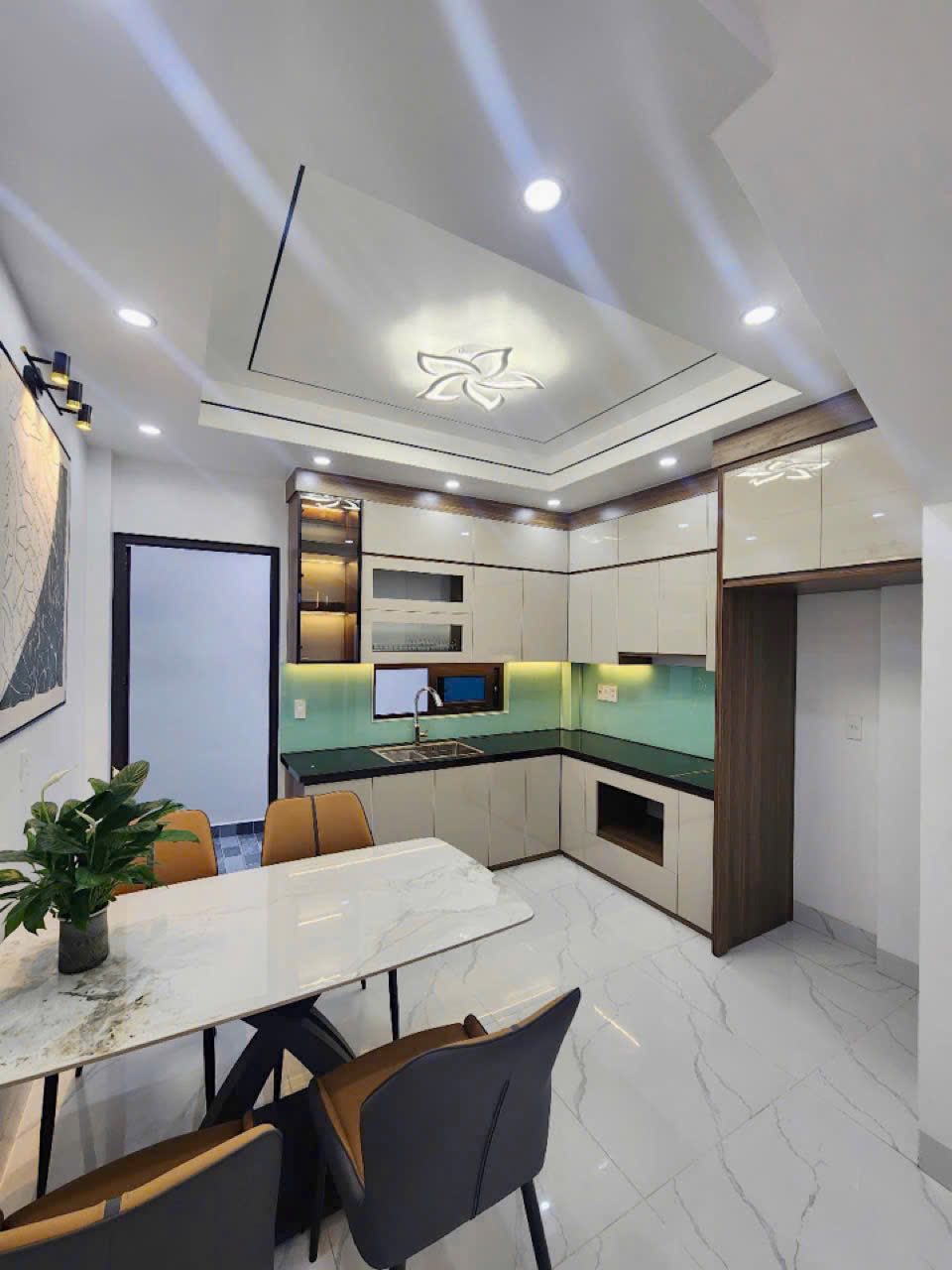 Bán căn nhà 3 tầng ngõ đường Nguyễn Lương Bằng, ph Thanh Bình, TP HD, 48m2, 3 ngủ, 3 vs - Ảnh 2