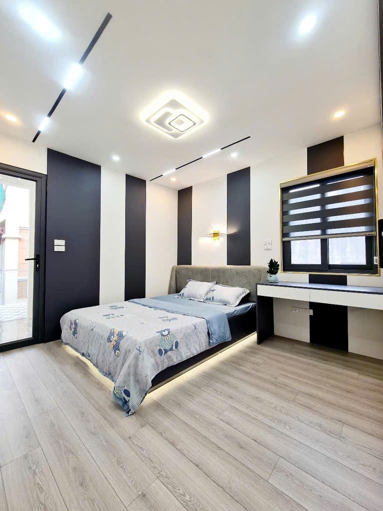 Nhà Đội Cấn đẹp như khách sạn, tặng lại toàn bộ nội thất, chỉ cần xách vali về ở - Ảnh 4