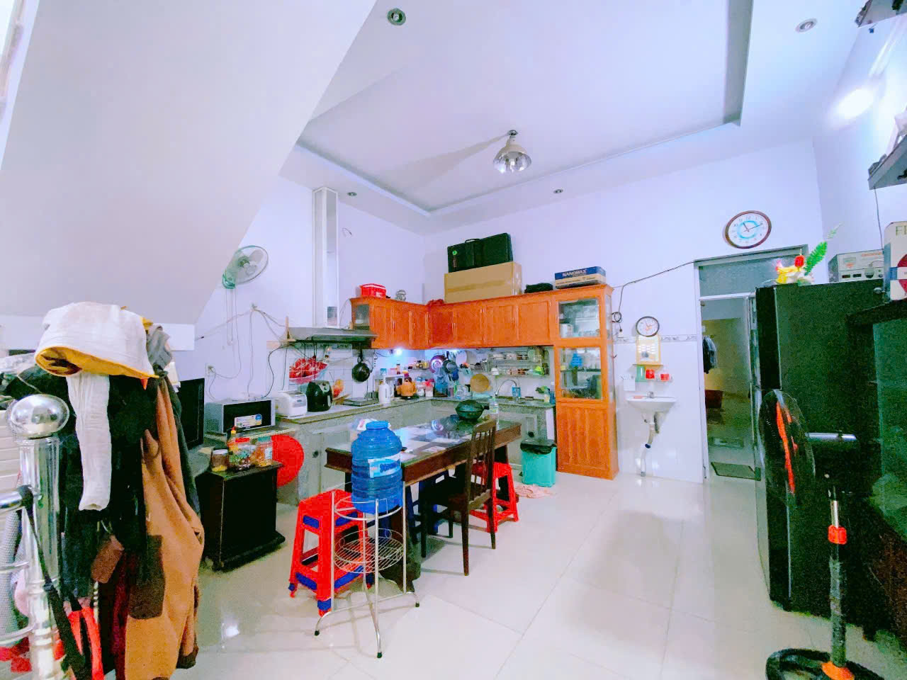 Bán nhà lầu P. Tam Hiệp, gần chợ Lý Văn Sâm, đường oto chỉ 3,6 tỷ - Ảnh 3