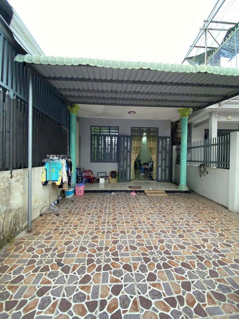 Bán nhà sổ riêng thổ cư 100m2, gần chợ Lý Văn Sâm chỉ 2tỷ350 - Ảnh chính