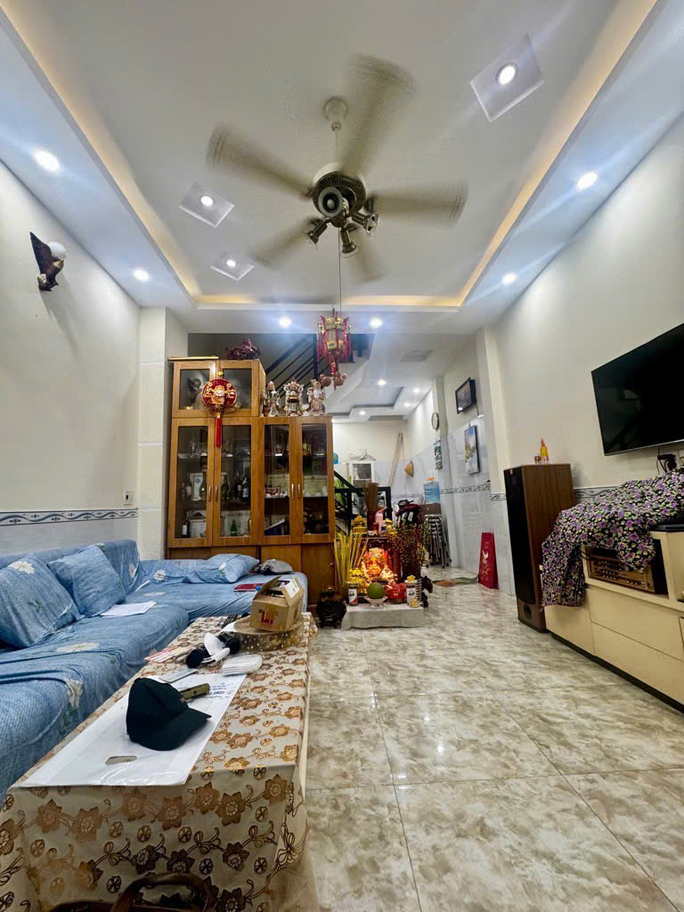 Bán nhà nhỏ 3 tầng sát đường Lương Văn Can Quận 8 giá nhỉn 4 tỉ - Ảnh 4