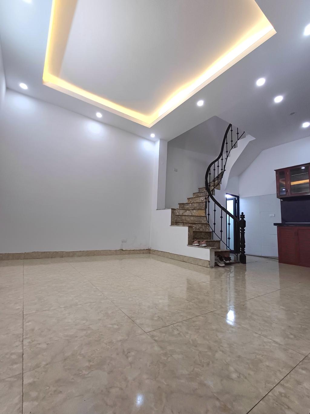 NHÀ ĐẸP MINH KHAI – 30M² – 5 TẦNG – 6.3 TỶ - Ảnh chính