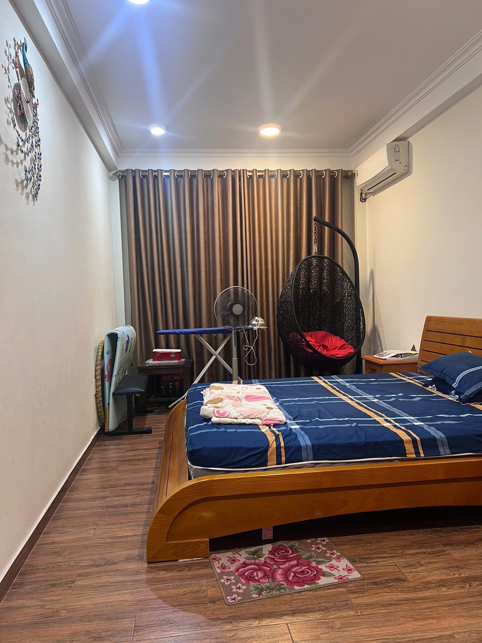 Bán nhà Tuệ Tĩnh, 22m2, 4 tầng, mặt tiền 5.4m, 12.4 tỷ, ngõ rộng, kinh doanh tốt - Ảnh 1