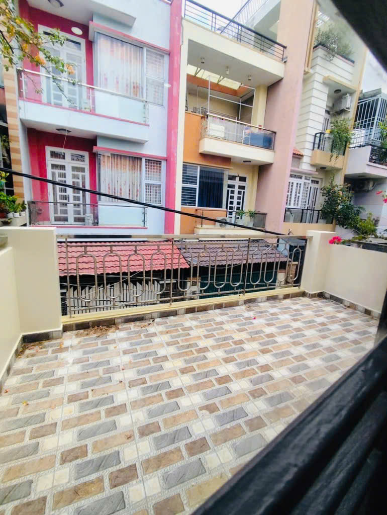SIÊU PHẨM NHỈNH 4 TỶ – LÊ VĂN QUỚI – HẺM XE HƠI – SỔ RIÊNG - Ảnh 2