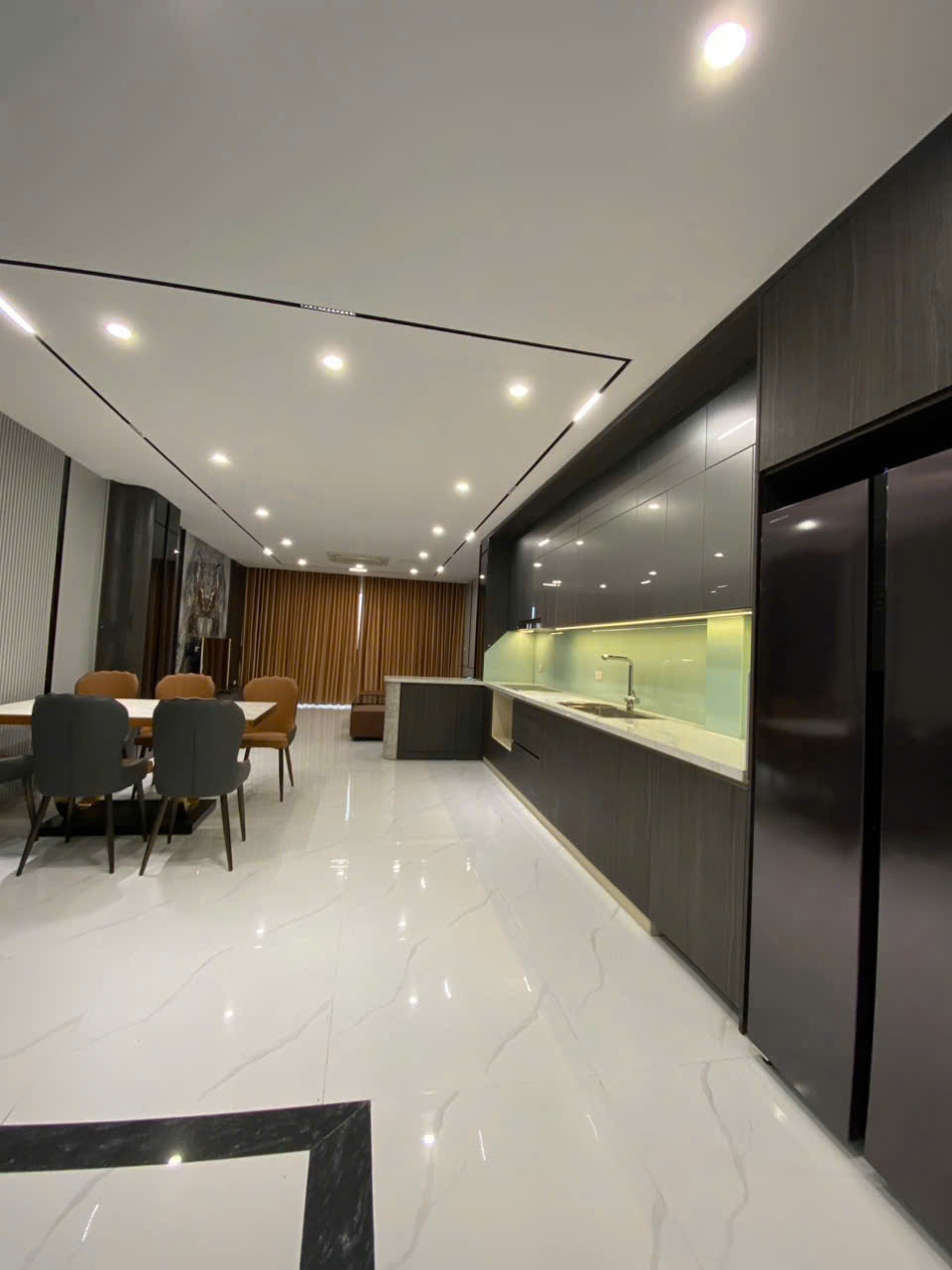BÁN GẤP NHÀ PHÂN LÔ QUÂN ĐỘI - NGỌC THỤY, LONG BIÊN<br>Diện tích 52m², mặt tiền 6m, xây 6 tầng, thang - Ảnh 2
