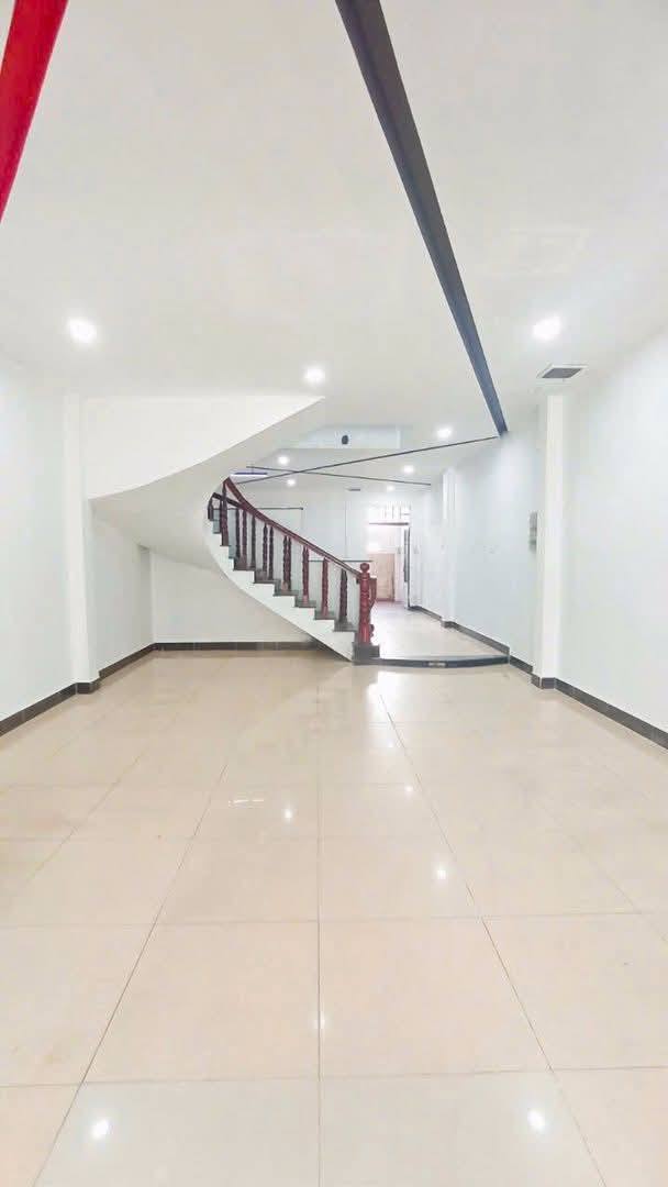 Bán nhà mặt tiền 2 tầng 5x30m gia 12,99 tỷ Đường Dương Thị Mười - Ảnh 2