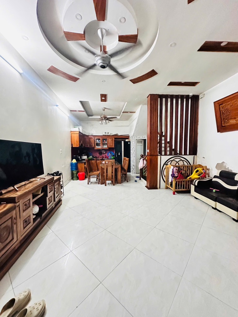 TT CẦU GIẤY - 30M RA Ô TÔ - THÊM 30M RA HỒ - GẦN 50M2 - HƠN 11 TỶ - Ảnh chính