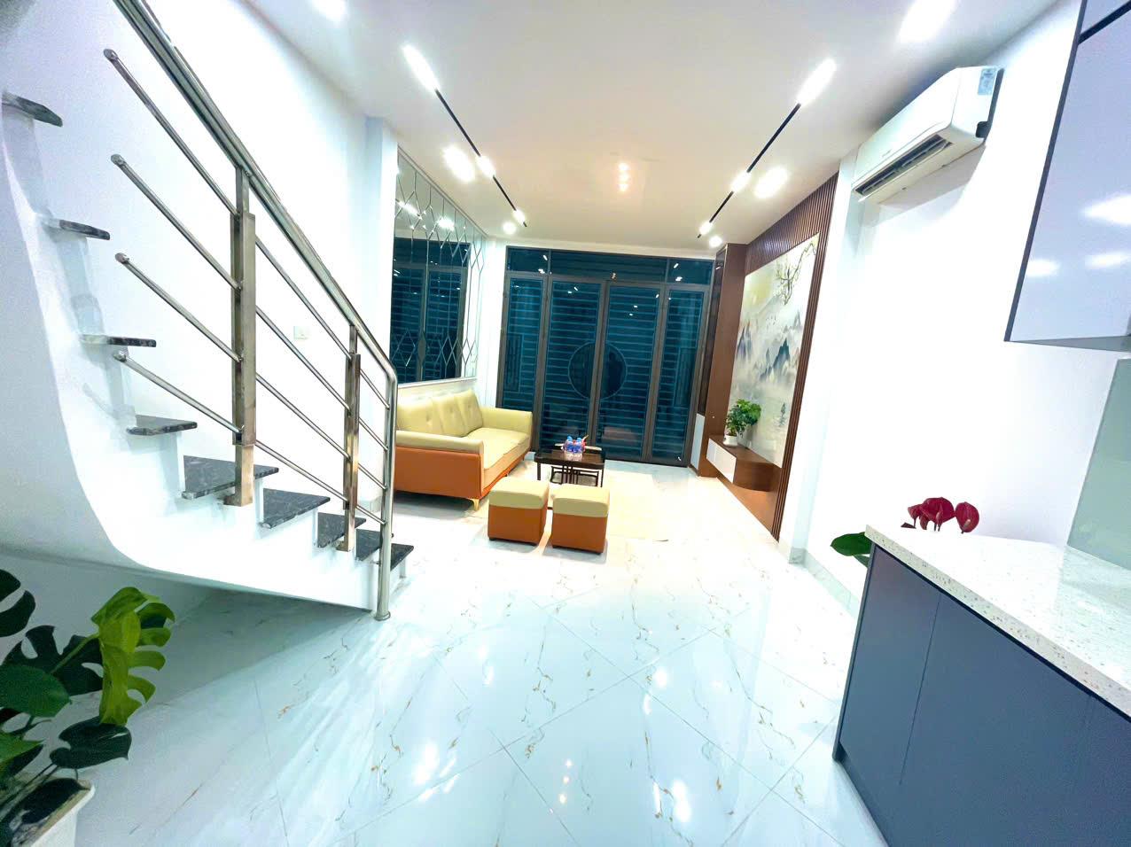 Nhà phố Khương Trung ,33m2 .3 tầng .3 tỷ , ngõ thông - Ảnh 2