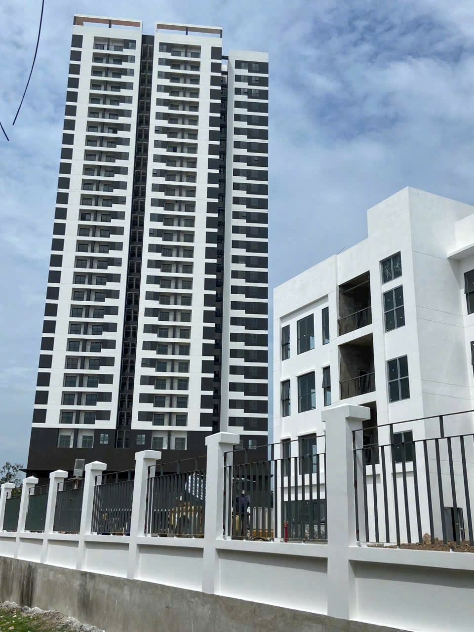 Bán gấp căn hộ studio cạnh vincom Dĩ An liền kề TP Thủ Đức - Ảnh 1