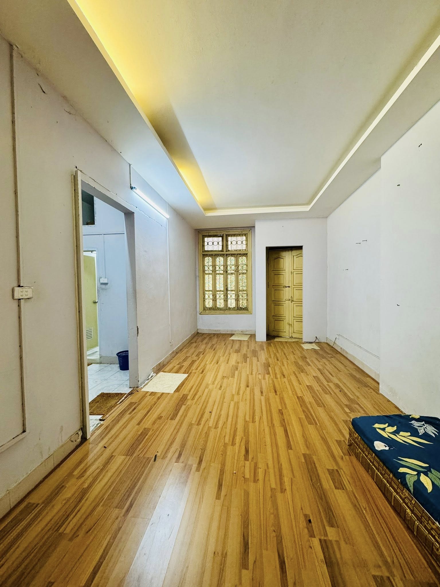 Bán nhà phân lô Nguyên Hồng - Đống Đa, 36m2 mt khủng - KINH DOANH - giá 16,3 tỷ - Ảnh 2