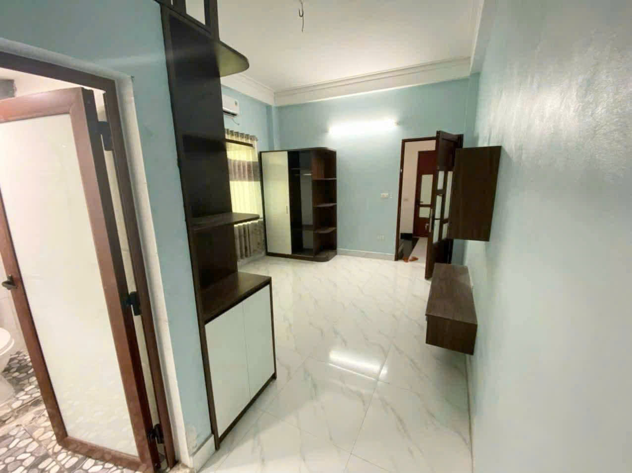 BÁN NHÀ Ở PHÚ ĐÔ ĐƯỜNG RỘNG 7M , NHÀ 5 TẦNG ĐANG CHO THUÊ SINH LỜI 35TR/THÁNG - Ảnh chính