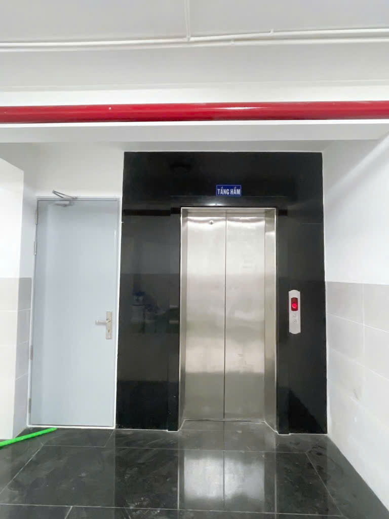 TOÀ NHÀ 8 TẦNG MẶT TIỀN VIP TÂN SƠN NHÌ – DIỆN TÍCH CÔNG NHẬN 200M² – DÒNG TIỀN 230TR/THÁNG - Ảnh 4