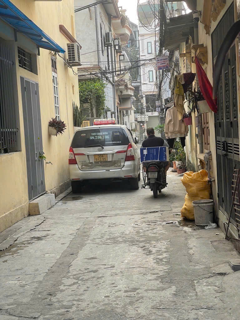 NGÕ Ô TO THÔNG_VỊ TRÍ ĐẸP TRUNG TÂM ĐỨC GIANG_DÒNG TIỀN ỔN ĐỊNH 54 TRIỆU/NĂM PHÙ HỢP GIỮ TIỀN , XÂY - Ảnh chính