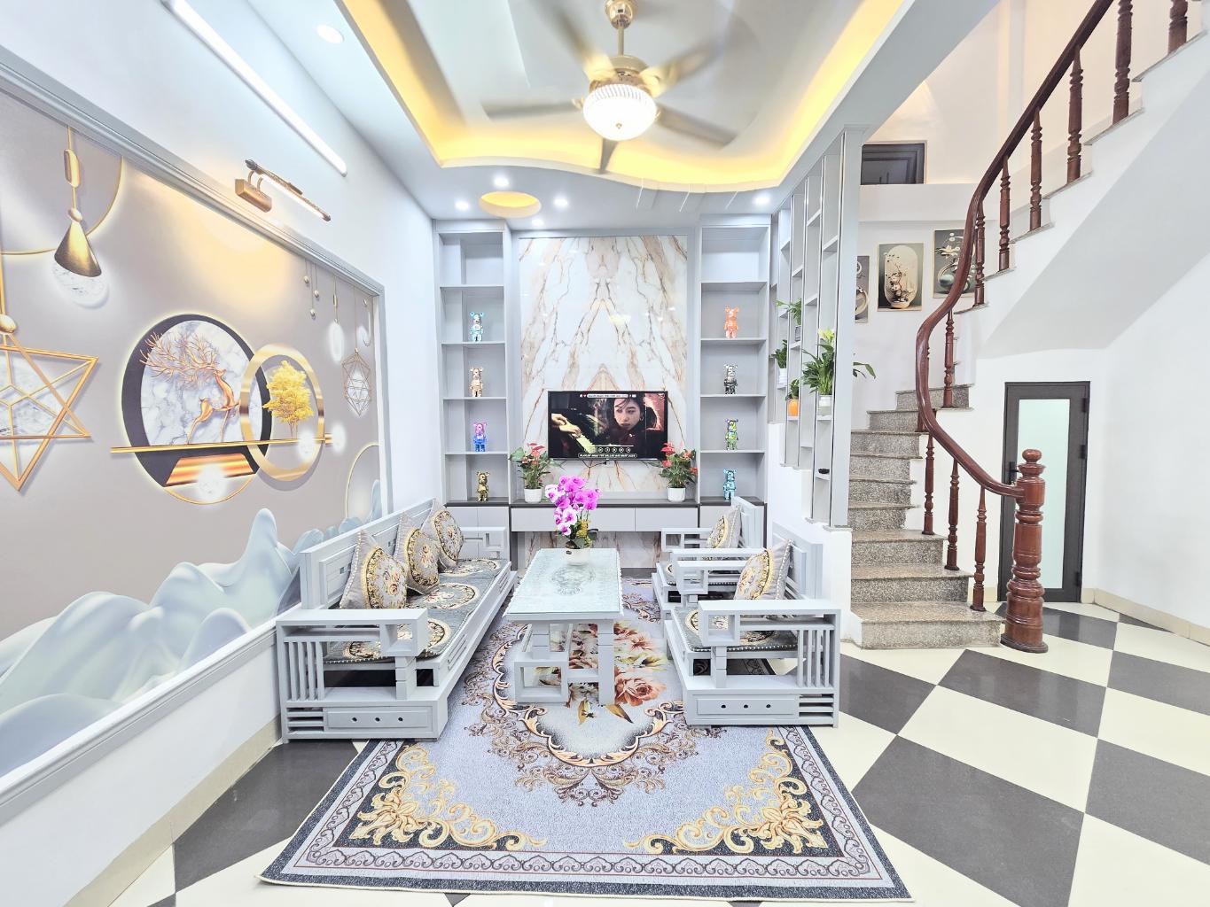 NHÀ ĐẸP HOÀNG MAI – 2 THOÁNG – NGÕ THÔNG – Ô TÔ GẦN CỬA – 6.68 TỶ – FULL NỘI THẤT - Ảnh chính