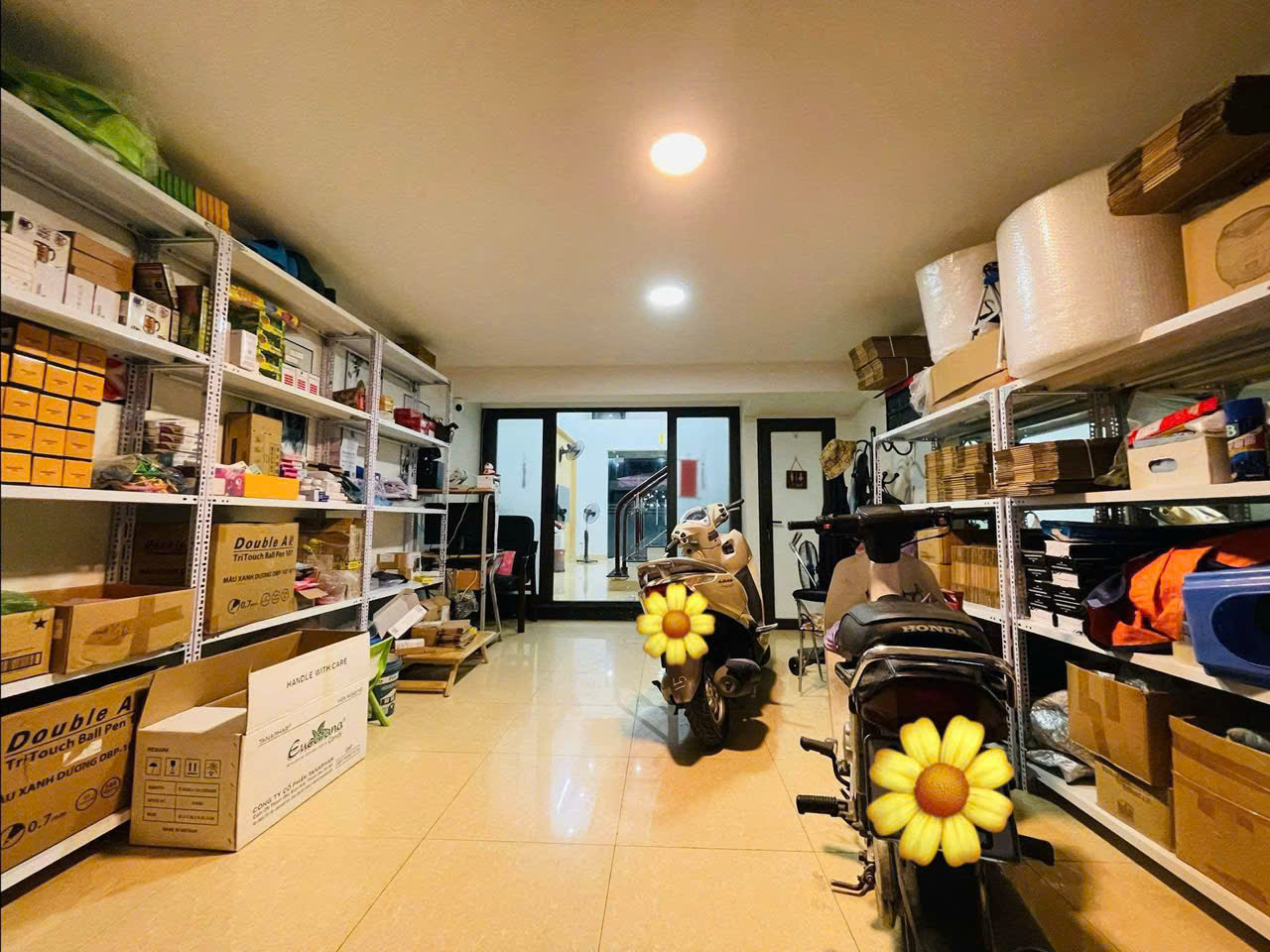 GIA ĐÌNH CẦN BÁN 98M2, 5 TẦNG, GIÁ 20 TỶ. HOÀNG VĂN THÁI, THANH XUÂN - Ảnh chính