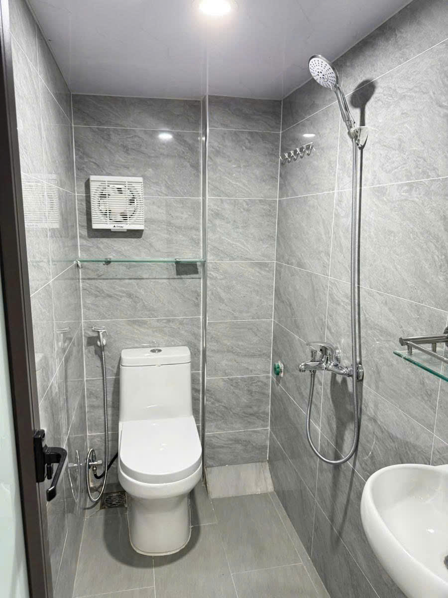 CCMN VƯƠNG THỪA VŨ - THANG MÁY- CĂN GÓC.DT 53m2 7 tầng MT 6.4m Giá 18.9 tỷ - Ảnh 2