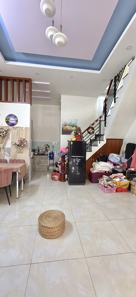 Bán nhà Đường số 8, Bình Tân, gần Aeon Tân Phú, 40m2 - 5x8 - 2 tầng, chỉ hơn 2 tỷ. - Ảnh 1