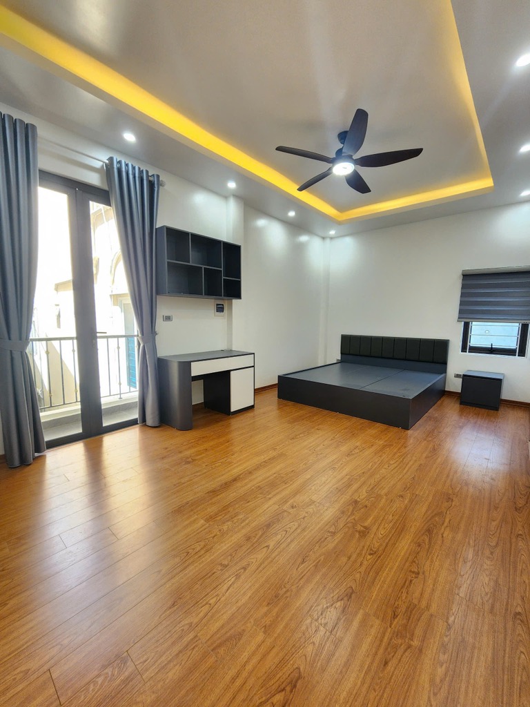 Bán nhà phố Minh Khai 56m2, 5 tầng, mặt tiền 6m cực đẹp chỉ 9.8 tỷ hiếm Hai Bà Trưng - Ảnh chính
