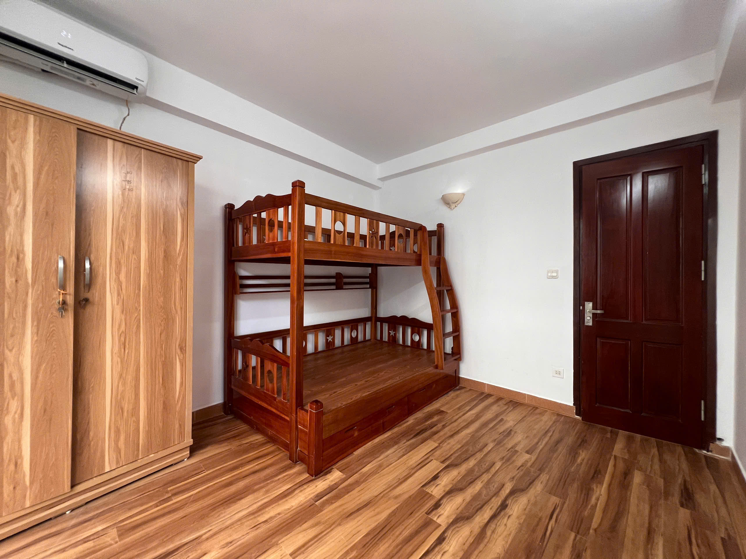 Bán căn hộ CCMN ngõ 144 Quan Nhân, Thanh Xuân 55m, 2 ngủ giá 1.980 tỷ, sổ đồng sở hữu - Ảnh 1