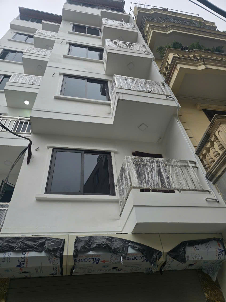 Bán gấp nhà riêng 7 tầng tại đường Kim Giang, Thanh Xuân, ngõ thông, ô tô vào nhà, giá rẻ - Ảnh chính