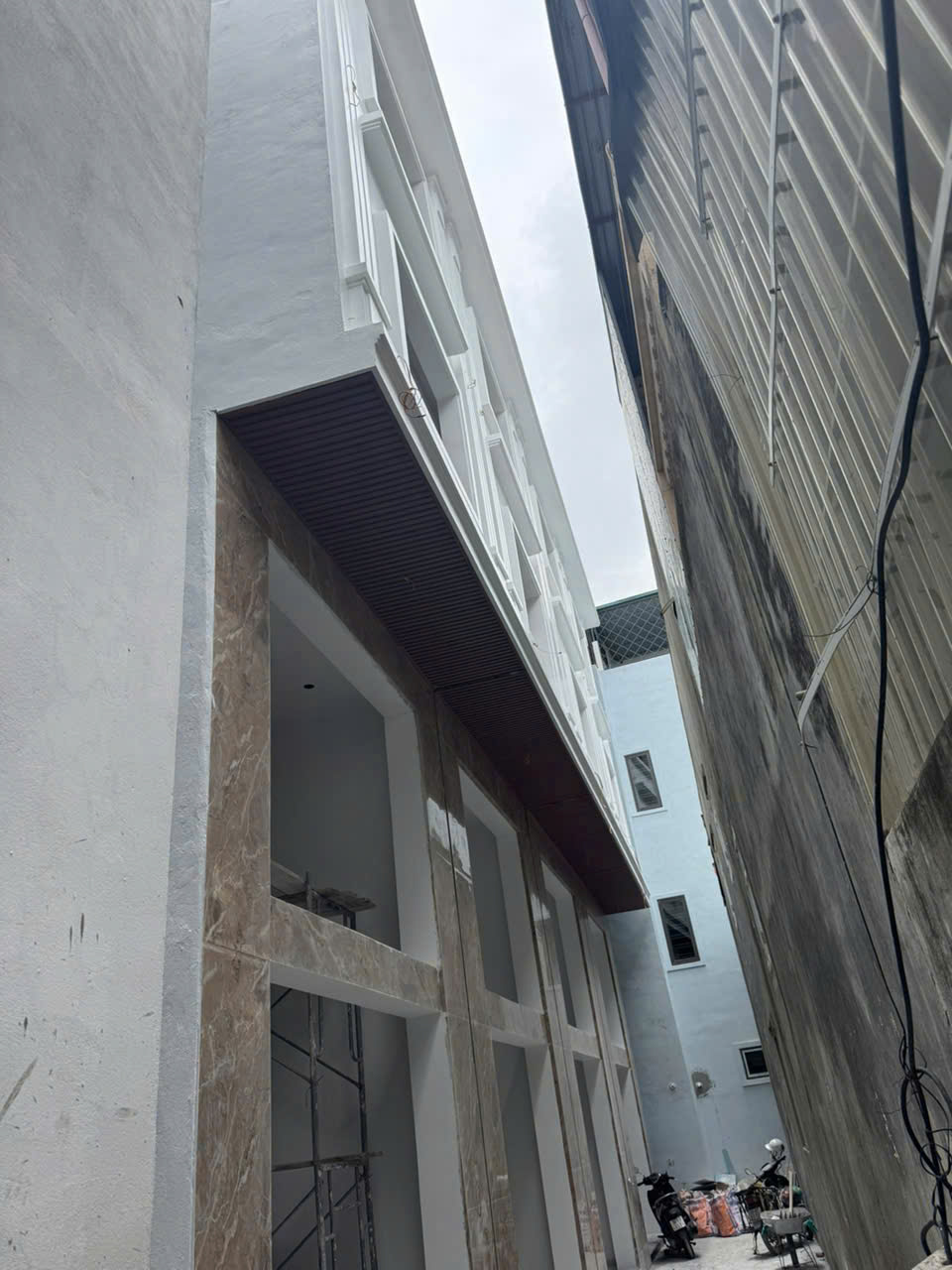 Cực Phẩm Độc Nhất Vô Nhị: Căn Nhà 5 Tầng Phố An Đà, Ngô Quyền – Vị Trí Vàng, Giá Cực Hấp Dẫn! - Ảnh 1
